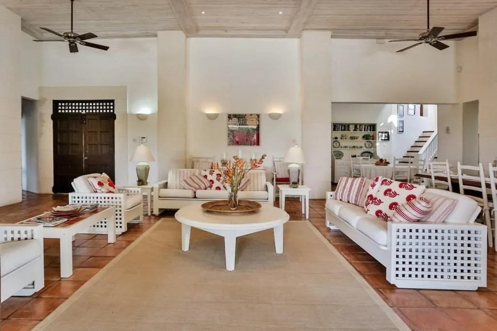 Sprawling Three Bedroom Villa - Tamarind Villa Villa Cap Estate