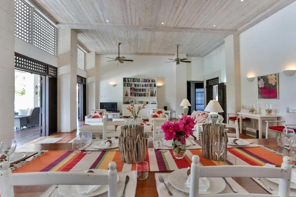 Sprawling Three Bedroom Villa - Tamarind Villa Villa Cap Estate 0*,